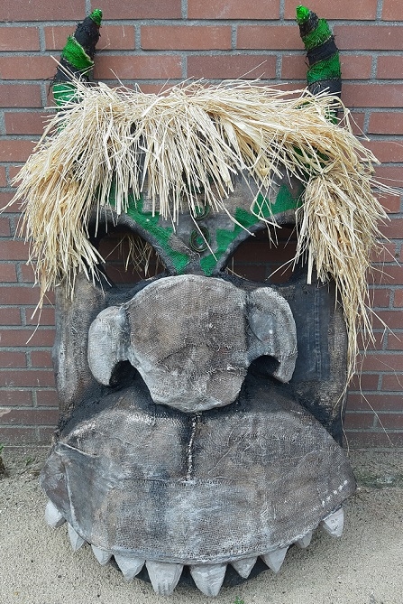 00142 afrikaans masker